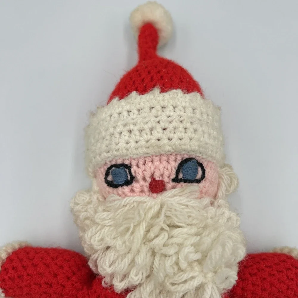 Vintage Handmade Crochet Knit SANTA CLAUS Christmas Holiday 16